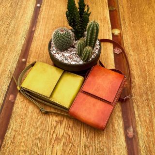 Kožené pouzdro na telefon 👜📱 #udelejsiradost #nakupujlokalne #kabelkacz #kozenakabelka #kozenybatoh #kozenapenezenka...